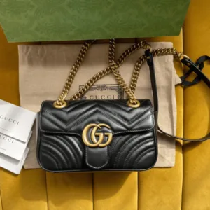 Gucci Marmont Black Handbag 22cm