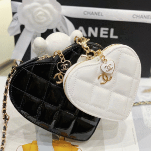 Chanel Handbags Woman’s Heart Pattern Full Wallet 15x13x2cm