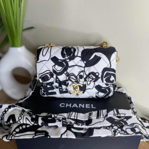 New CHANEL COCO BEACH 2025 White