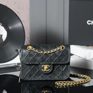 Chanel 25C Flap Bag 19cm Black Quilted Lambskin